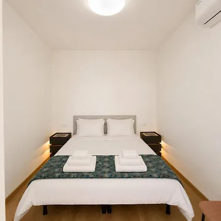 Apartament A Pochi Passi Dal Mare, Completamente Ristrutturato E Con Aria Condizionata
